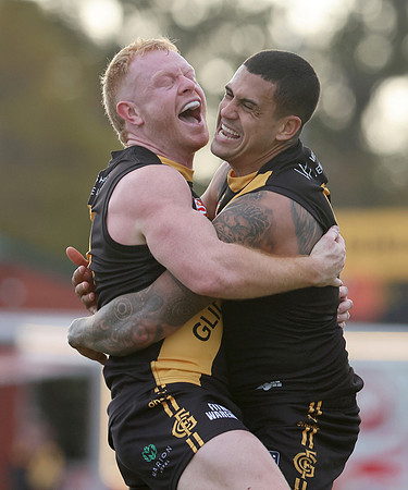 SANFL TIGERS CROWS